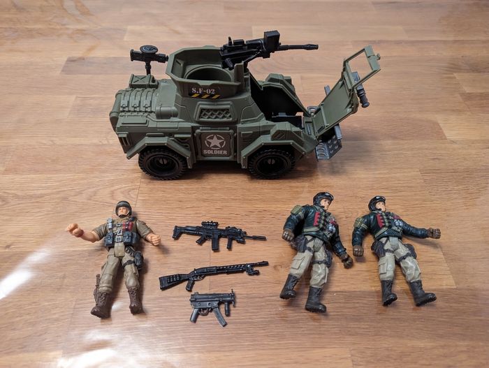 Lot 8 militaire
Bon état - photo numéro 5