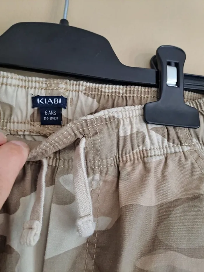 Pantalon militaire garçon kiabi comme neuf 6 ans - photo numéro 4