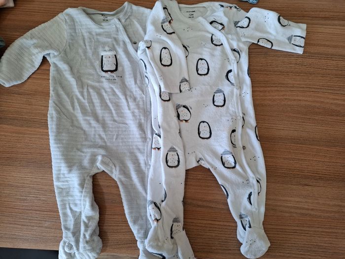 Lot 2 pyjamas 12 mois