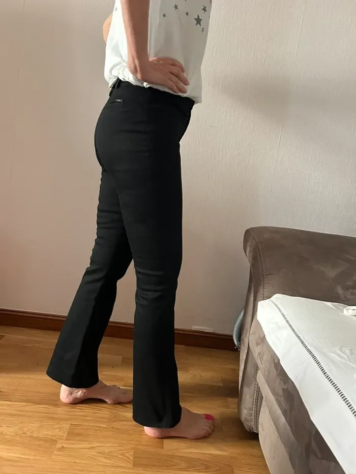 Liu Jo pantalon noir bas évasé taille 36 - photo numéro 10