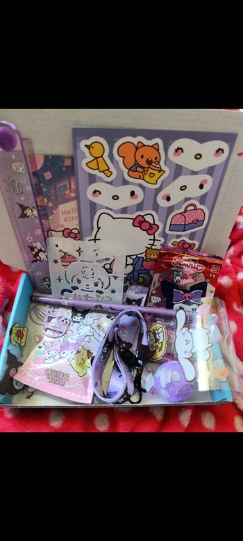 Box sanrio hello kitty kuromi