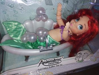 Poupée Disney animator Ariel + baignoire