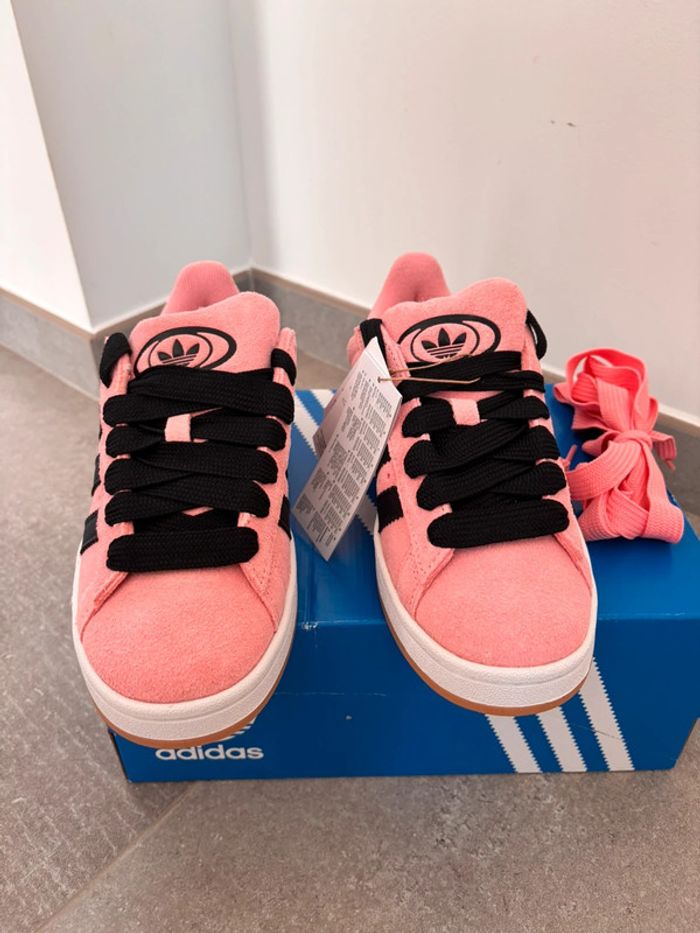 Adidas Campus 00s neuves Taille 38 2/3 - photo numéro 3