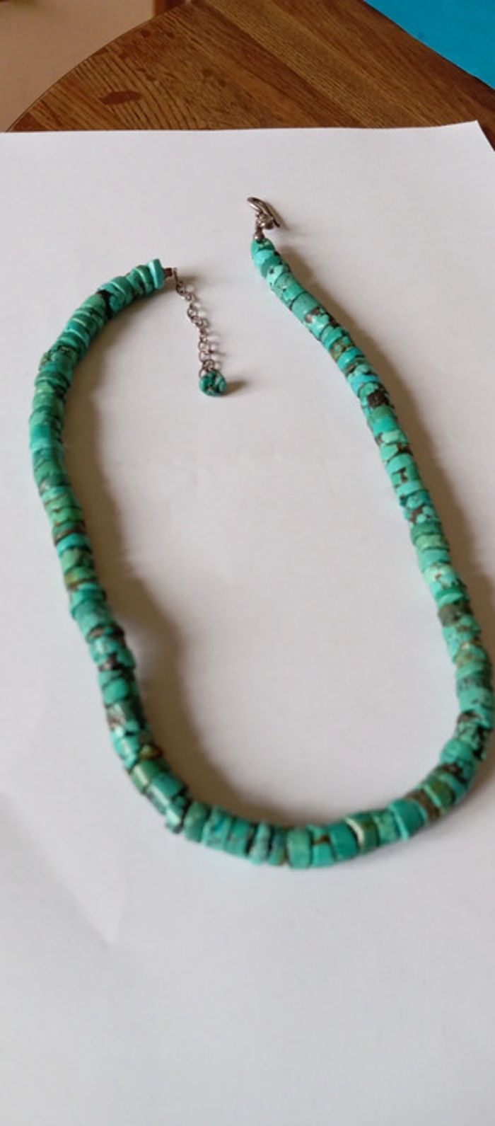 Collier ras du cou en perles de turquoise - photo numéro 3