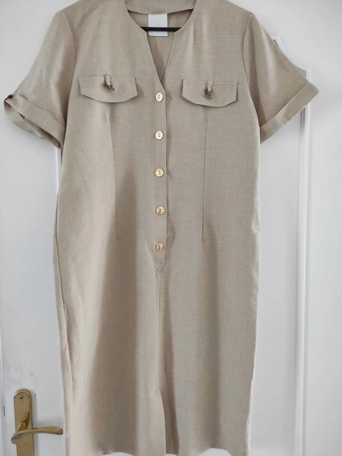 Robe Tunique beige taille 40