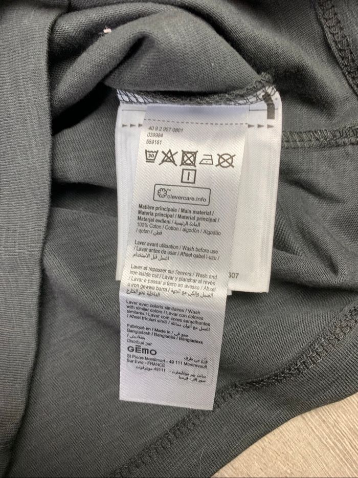 T-shirt ML avec inscription brodée - taille 6 ans - neuf - photo numéro 9