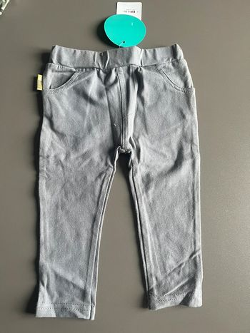 Pantalon  marque toy’s rus taille 6/9 mois(68/74 cm )
