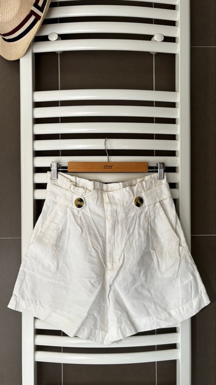 Short en lin H&M Taille 38 - photo numéro 1