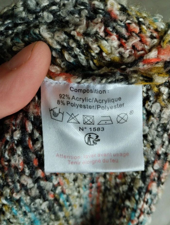 Pull coloré - photo numéro 4