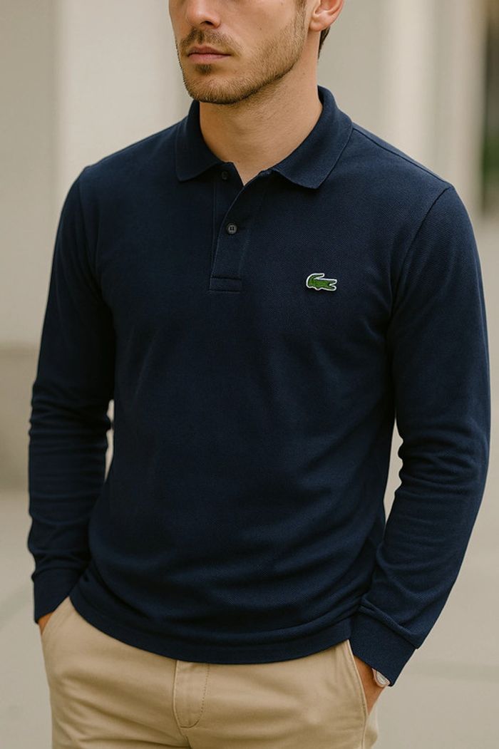 🟦 Polo Lacoste manches longues – Bleu marine – Taille 2 (équiv. S/M)