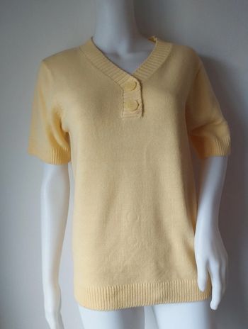 Pull jaune Damart taille 40