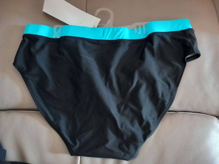 Slip de bain - photo numéro 2