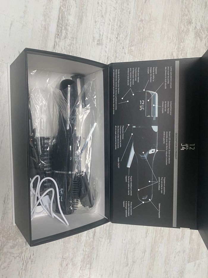 Coupe fourches cheveux servi une fois - photo numéro 2