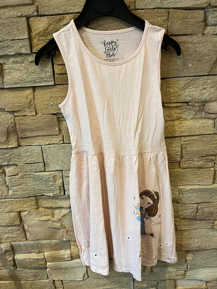 Jolie robe 8 ans parfait état - photo numéro 3