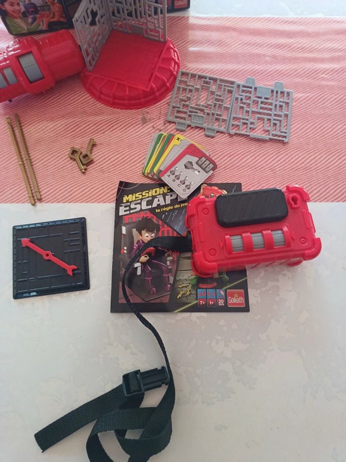 Jeu société mission escape - photo numéro 12