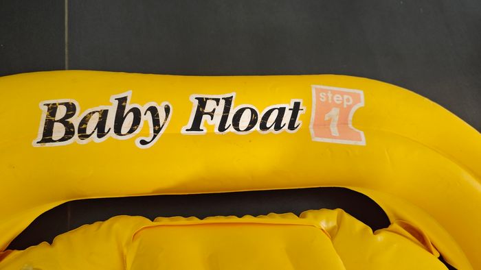 Bouée bébé de 1 à 2 ans babyfloat - photo numéro 2