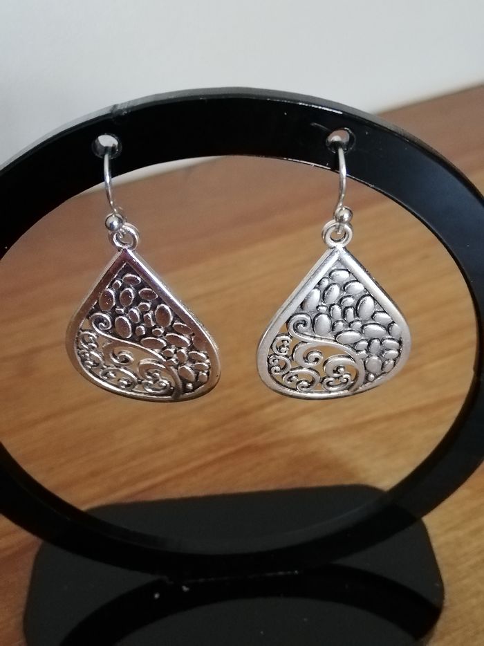 Boucles d'oreilles argentées - photo numéro 2