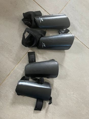 Lot protèges tibias xs