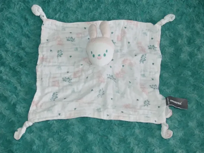 Doudou plat lapin rose blanc végétaux Orchestra 🐰tbe