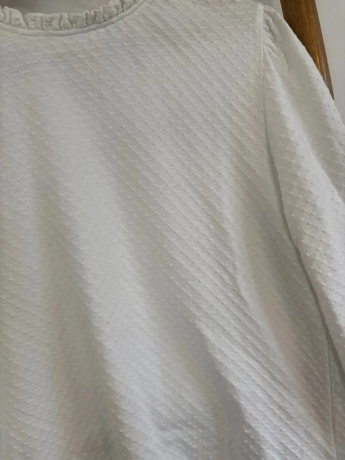 Blouse blanche - Kiabi taille M/L - photo numéro 3