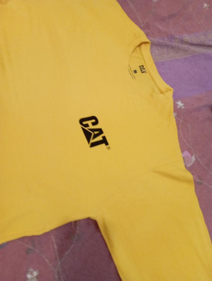 T-shirt à manches longues . Taille  M. Marque . Caterpillar - photo numéro 4