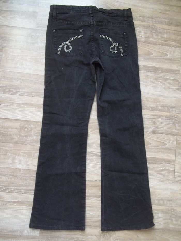Jean bootcut Xcite noir 34 (2/2) - photo numéro 5