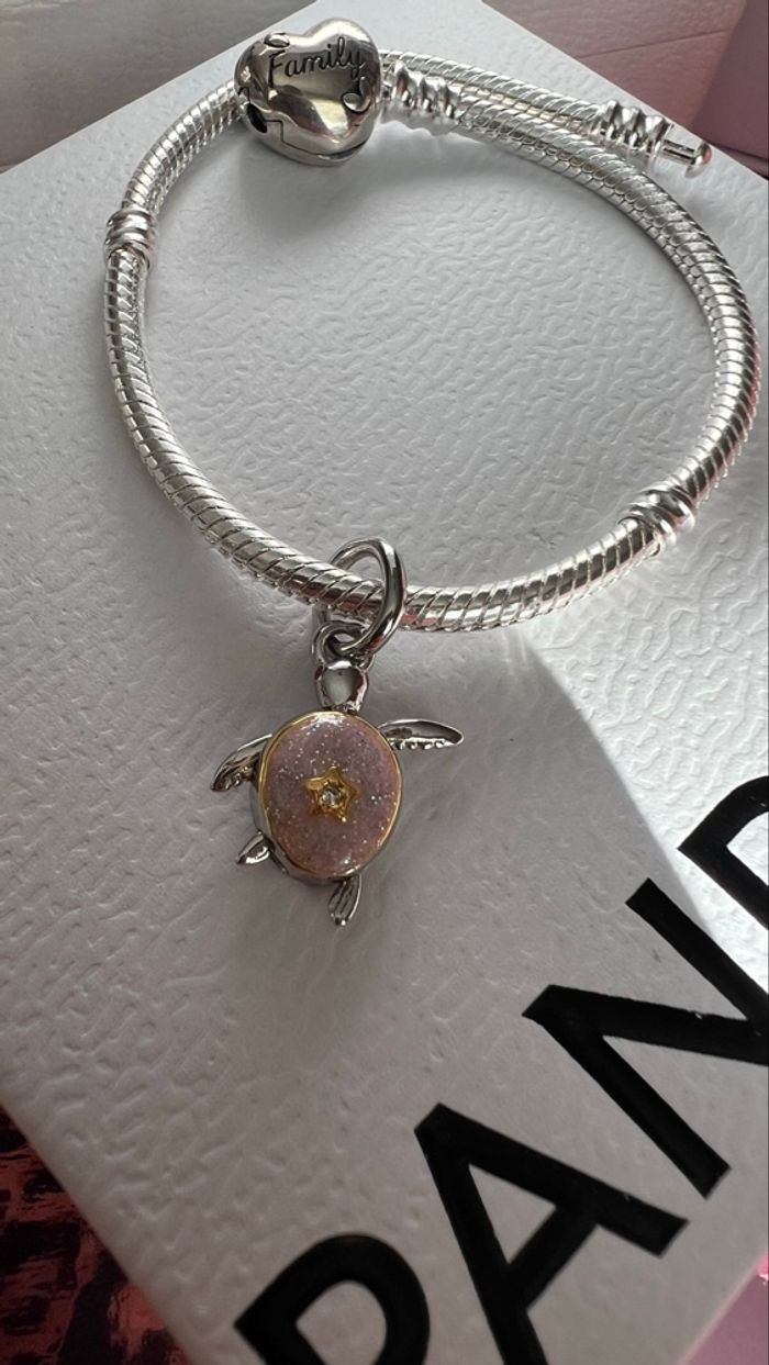 Tortue de mer rose et argenté - photo numéro 5