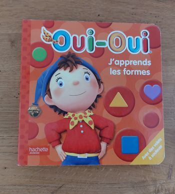 Oui oui j'apprends les formes - livre cartonné avec rabats