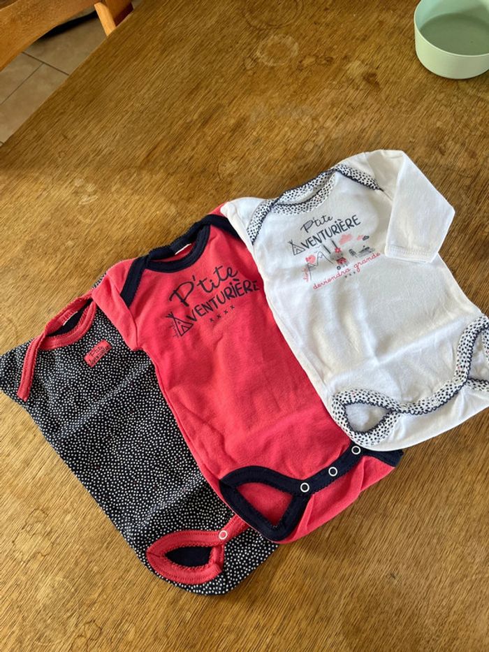 Lot 3 bodies manches longues Absorba - photo numéro 2