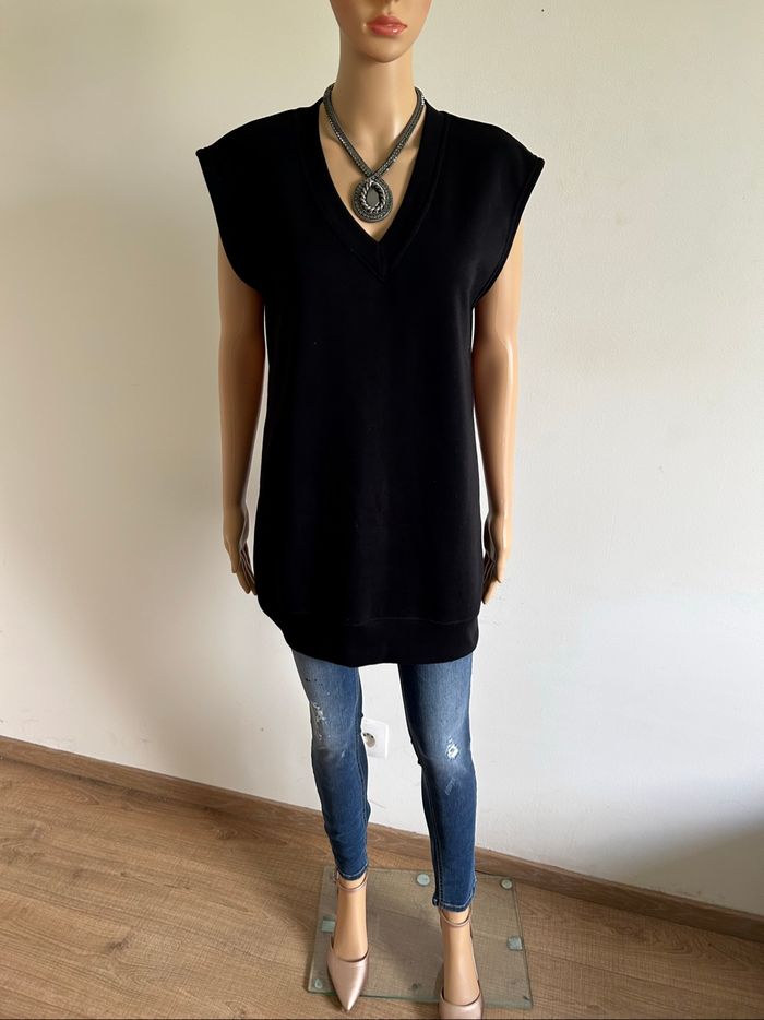 Pull sweat noir neuf sans manches Vero Moda taille S (valeur 25€) - photo numéro 3