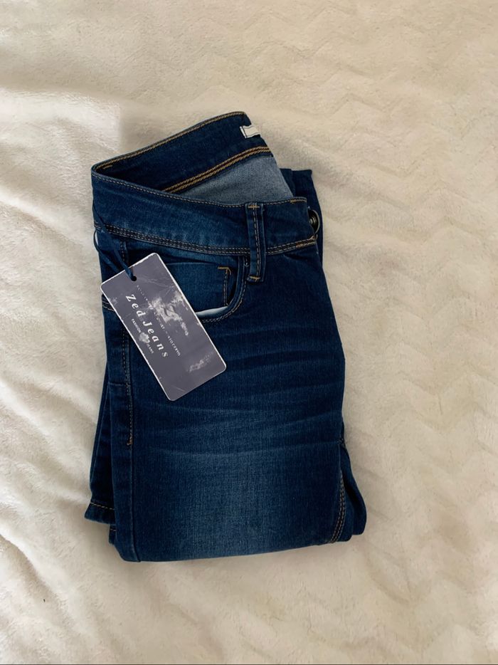 jeans neuf - photo numéro 5
