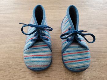 Chaussons garçon en 23