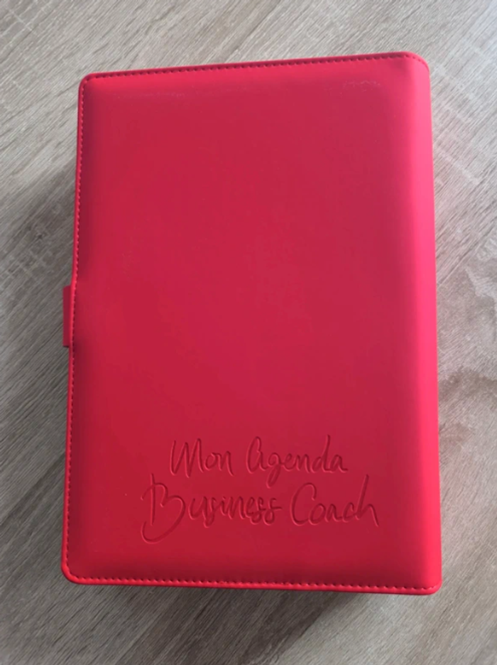 Un agenda business coach en cuir rouge - photo numéro 9