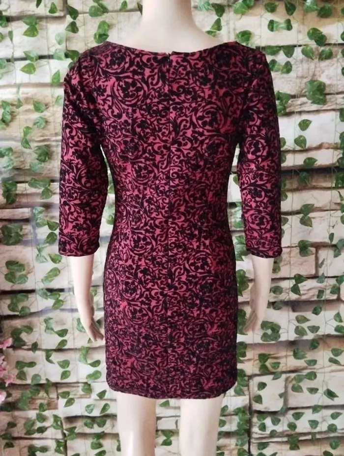 🌸Robe velours côtelé Made In Italy Taille 36🌸 - photo numéro 2