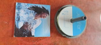 Cd Jenifer j'attends l'amour