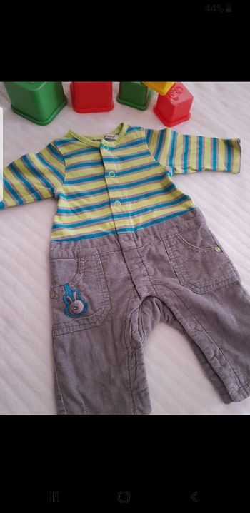 Combinaison bébé taille 1 mois