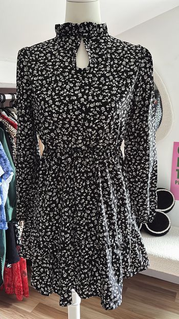 Robe patineuse fleuries évasée Shein T36