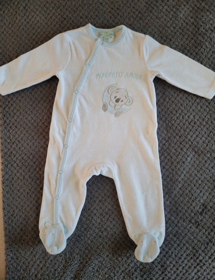 Lot de 3 pyjamas velours 3 mois - photo numéro 2