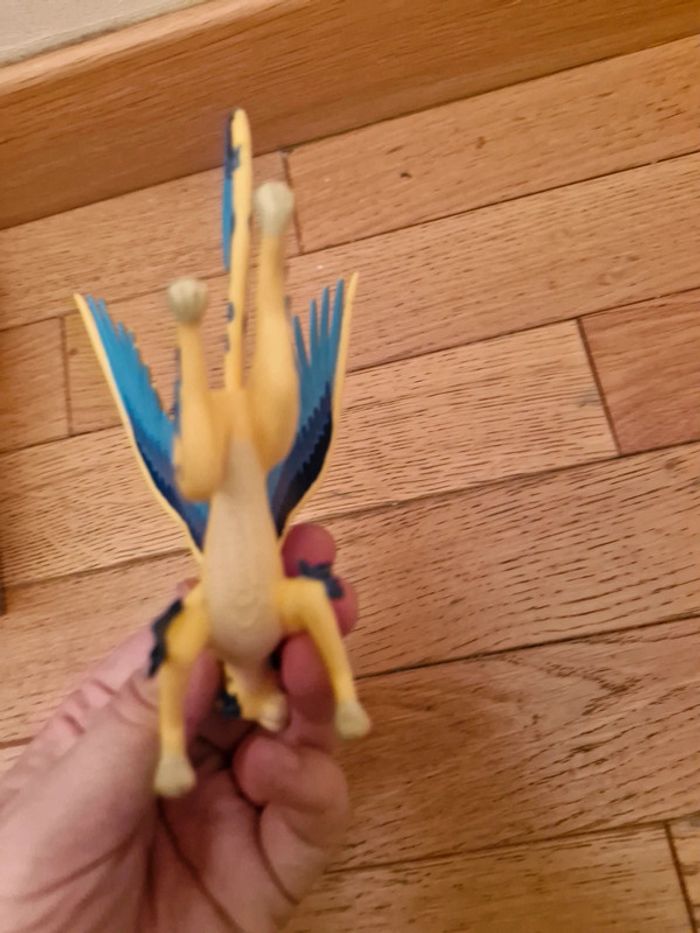 Figurine Elena d'Avalor - photo numéro 6