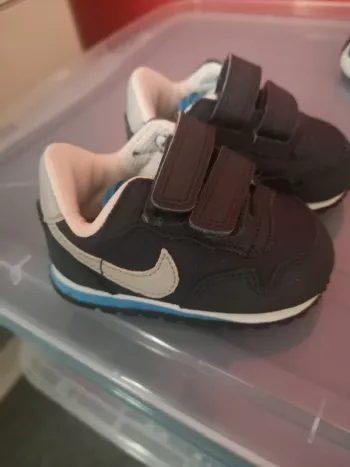 Basket bébé Nike