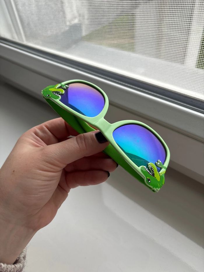 Lunettes de soleil dinosaure pour enfant - photo numéro 2