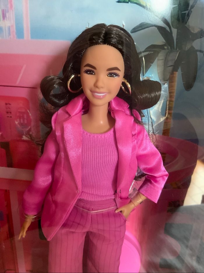 Poupée Barbie Gloria - Barbie the movie - photo numéro 2