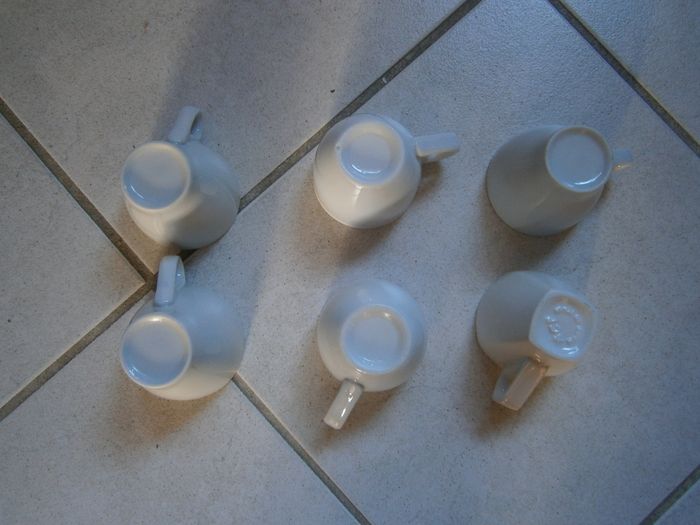 Lot de 6 tasses variées à espresso en céramique blanche - photo numéro 5