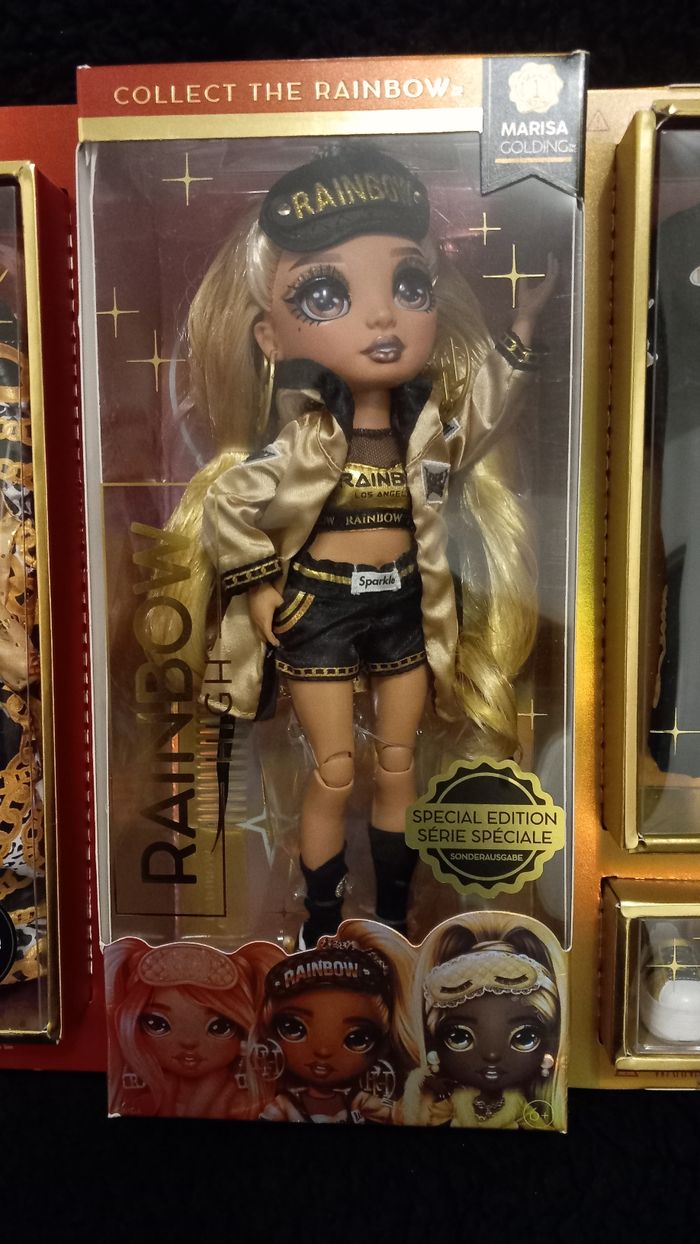 Poupée rainbow high édition spéciale Slumber Party Marisa Golding - photo numéro 2