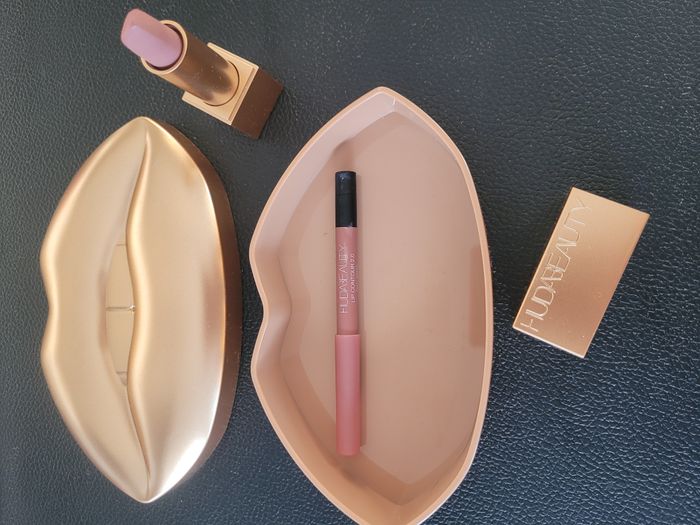 Lot Huda Beauty - photo numéro 2