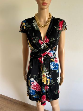 Robe noire et fleurie à manches courtes Morgan taille L excellent état