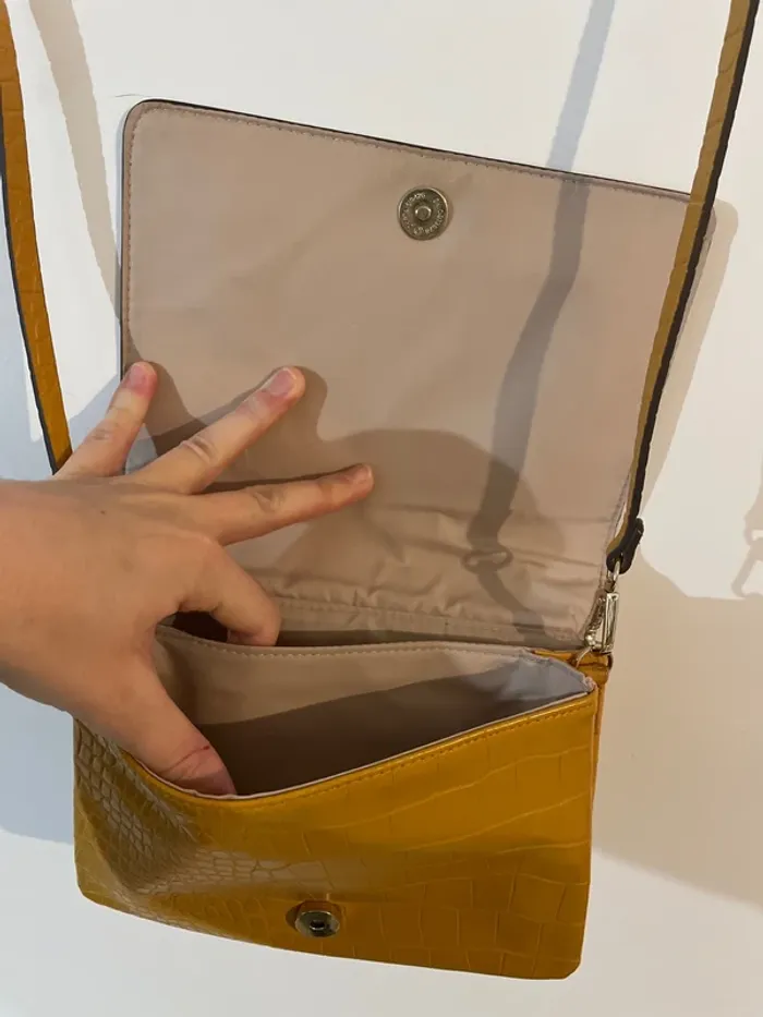 sac à main pochette h&m jaune - photo numéro 2