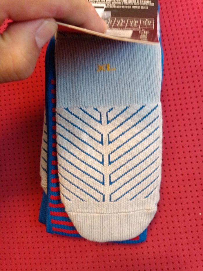 Chaussettes de foot FC Barcelone, Nike Authentique Officiel taille 46/50, Neuf - photo numéro 10