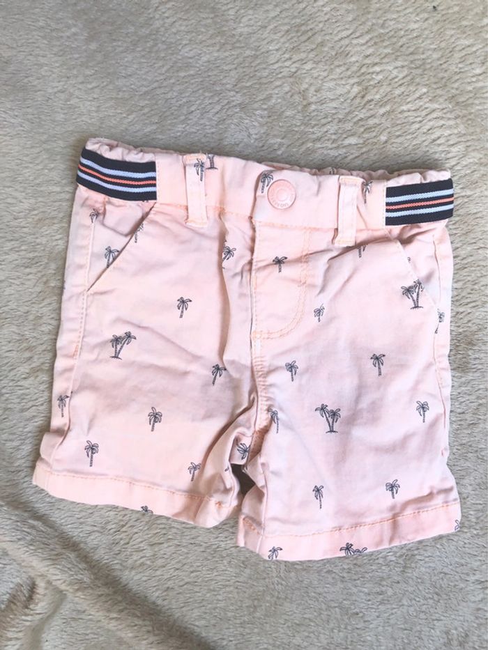 Short / 9mois / tape à l’œil