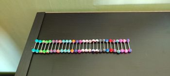 Lot piercings langue
